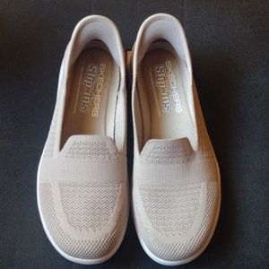 Women's Taupe Skechers Hands Free Slip-ins